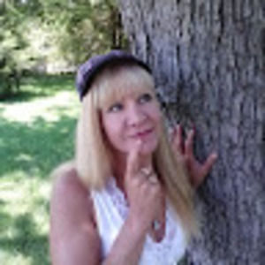 Meet your Posher, Stacy marie